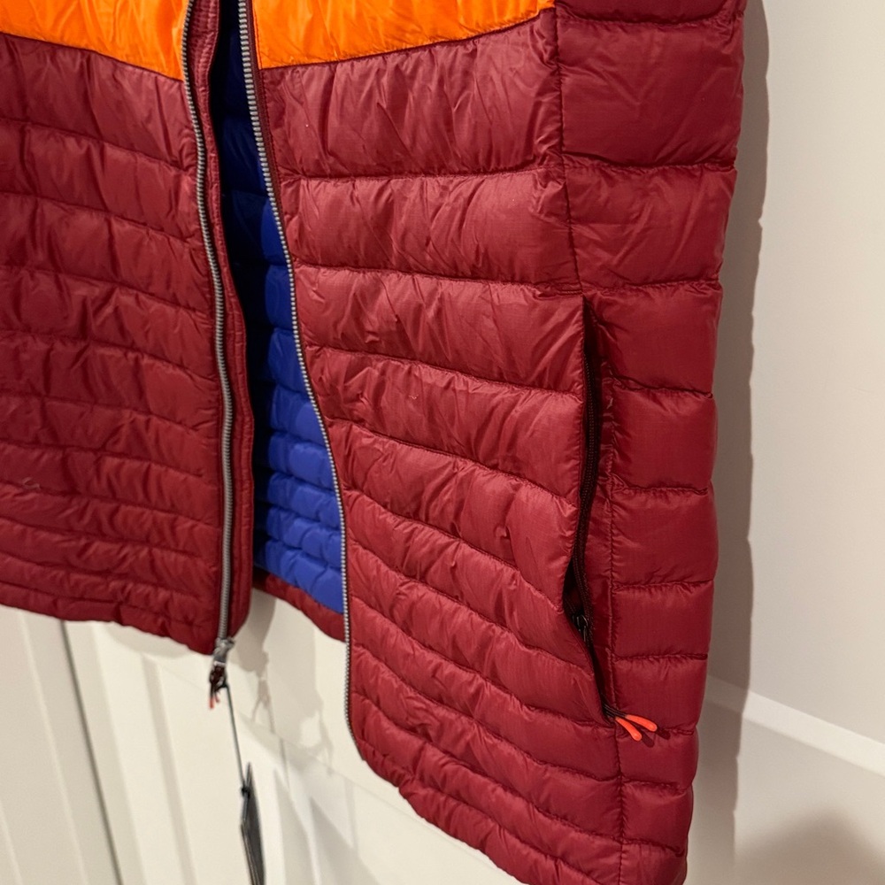 NWT Cotopaxi Burgundy Men’s  Striped Vest Large - Picture 3 of 11